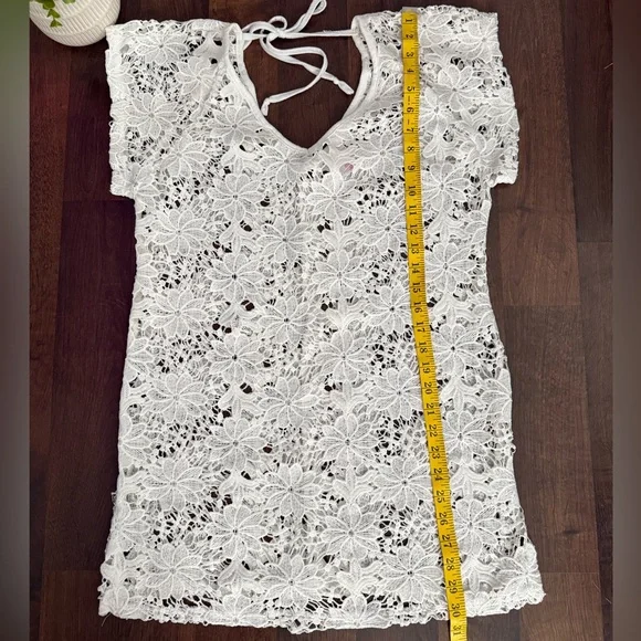 Floral Boho Lace Cover-Up - Picture 4 of 5
